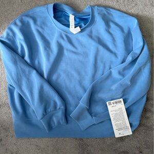 NWT Lululemon Softstreme Perfectly Oversized Cropped Crew Size 8 in Aero Blue